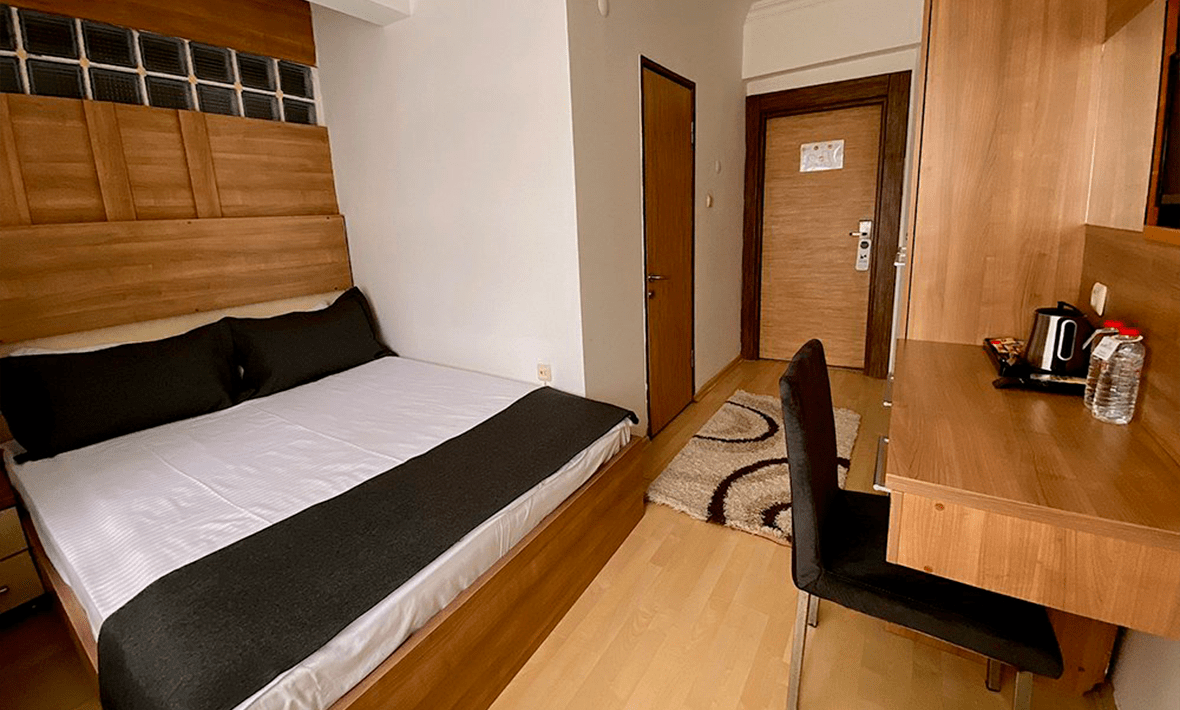 Standart Oda – Kara Manzaralı